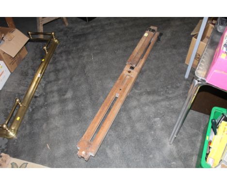 Artists easel