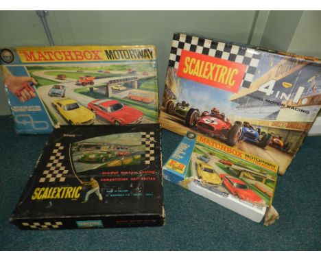 Two vintage Scalextric boxed racing sets a 4 in 1 set complete with two Lotus (C32) in green and blue BRM (C72) in green and 