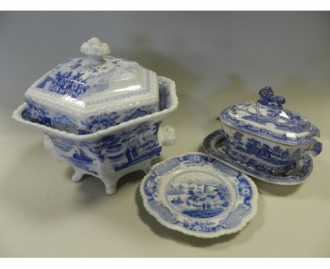 A John and William Ridgway dinner service in the Indian Temple pattern, the service with scalloped borders and including a la