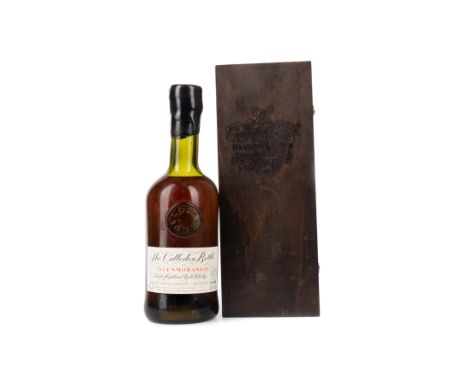 GLENMORANGIE 1971 CULLODEN Single Malt Scotch Whisky Produced in association with The National Museums of Scotland. Bottled 2