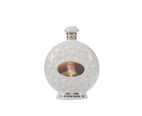 OLD TOM MORRIS GOLFING LEGENDS POINTER DECANTER Blended Scotch Whisky 70cl, 40% volume.