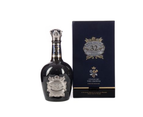CHIVAS REGAL ROYAL SALUTE UNION OF THE CROWNS 32 YEARS OLD Blended Scotch Whisky 50cl, 40% volume, in box.