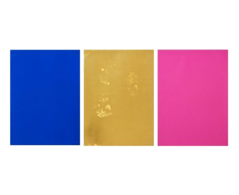 Yves Klein. (1928 Nizza - 1962 Paris). Ausstellungskatalog mit zusätzlichen Monochrome und zwei Farbserigraphien. Monochrome 