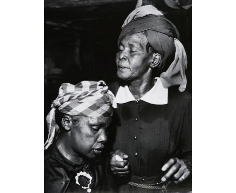 Herbert List. (1903 Hamburg - 1975 München). Pocomonia-Ritual. Kingston, Jamika. 1957. Vintage. Silbergelatine. 29,5 x 22,5 c