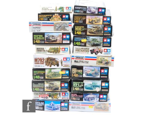 Seventeen Tamiya 1:48 and 1:35 scale plastic model kits, military related, to include 3576-600 S.A.S Land Rover Pink Panther,