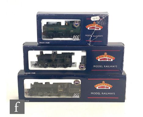 Three OO gauge Bachmann locomotives, 32-286 DCC ready BR black Ivatt class 2-6-0 46440, 32-204 DCC ready GWR green 8750 0-6-0