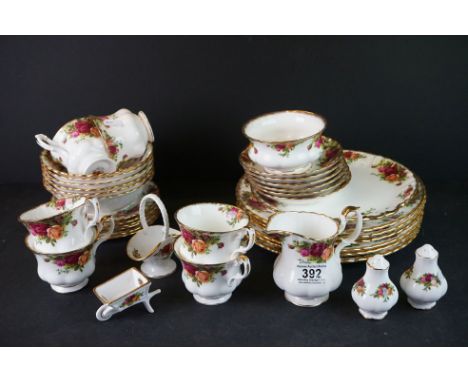 Royal Albert ' Old Country Roses , Tea ware including 6 Tea Cups, 6 Saucers, 6 Tea Plates, 6 Bowls, Sandwich Plate, 6 Dinner 