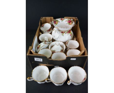 Royal Albert ' Old Country Roses ' Tea ware including Tea Pot (no lid) smaller Tea Pot Lid, 10 Cups, Bowl, Sugar Bowl, Pepper