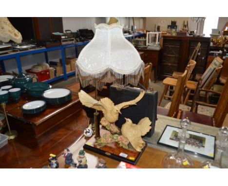 A Florance table lamp decorated with doves