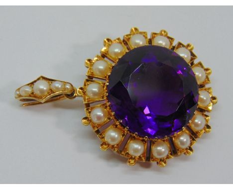 Fine quality Victorian amethyst and pearl pendant / brooch in unmarked yellow metal, the pin hinge, C clasp and top bail arti