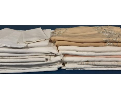 Box of good quality vintage table and bed linen including a pair of embroidered bed spreads in camel colour 220 x 172cm, 2 la
