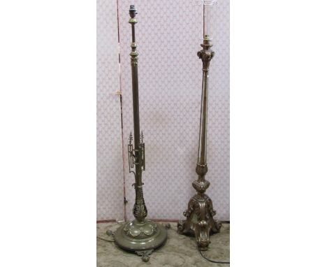 A good quality cast brass telescopic oil lamp standard (later converted to electricity), the reeded stem with applied acanthu