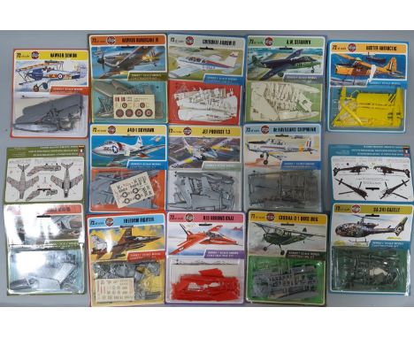 13 series 1 Airfix model kits  in early bubble packaging, all 1:72 scale, un-started and un-opened, packs marked © 1973 (13) 