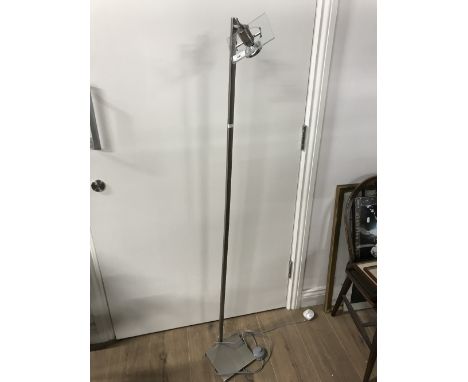 FLOOR STANDING LAMP