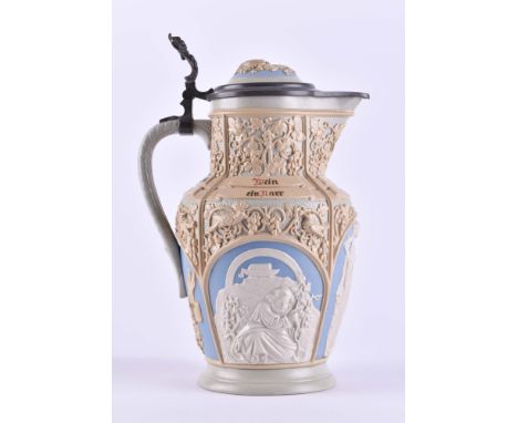 Villeroy &amp; Boch Mettlach Weinkrug um 1890 / 1900Höhe 30 cm, Fassungsvermögen 2,5 lVilleroy &amp; BochVilleroy &amp; Boch 