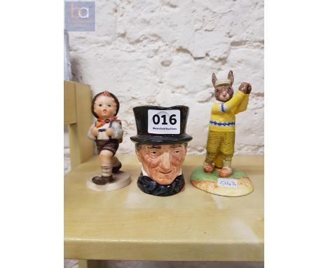 DOULTON CHARACTER JUG, BUNNYKINS FIGURE AND HUMMEL FIGURE 