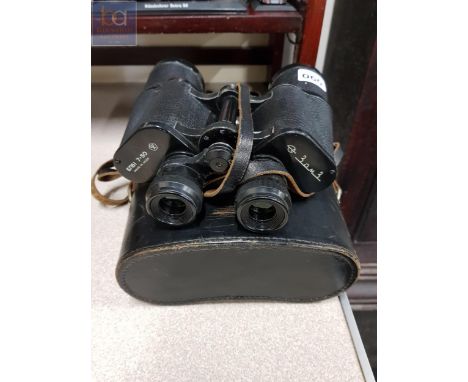 VINTAGE BINOCULARS AND CASE 