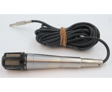 Shure dynamic microphone and cable, Prologue 10H. UK P&amp;P Group 1 (£16+VAT for the first lot and £2+VAT for subsequent lot