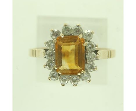 9ct gold cocktail ring set with citrine and cubic zirconia, size R, 3.1g. UK P&amp;P Group 0 (£6+VAT for the first lot and £1