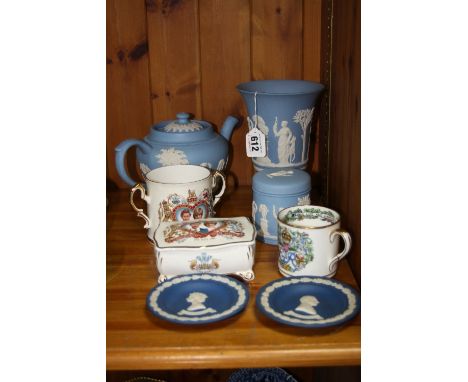 CERAMICS, to include Wedgwood Jasperwares, Dudson Jasperwares, Royal Commemoratives (8)