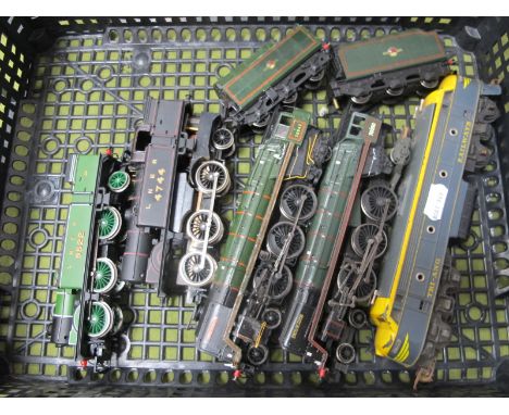 Five "OO" Gauge/4mm Locomotive, for spares and or repair, unboxed - U/T an Airfix Class N2 0-6-2 T L.N.E.R green R/No. 9522 (