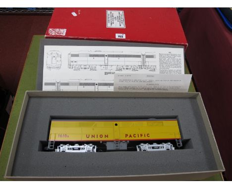 A Weaver 'O' Gauge/7mm Bo-Bo Hi-Rail FA2 B Unit Diesel (Powered) Locomotive Union Pacific, yellow livery R/No. 1618B, good bo