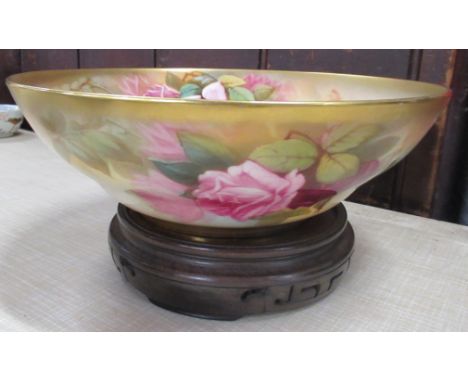 &nbsp;A Royal Worcester bowl, the interior and exterior decorated with roses, diameter 9ins