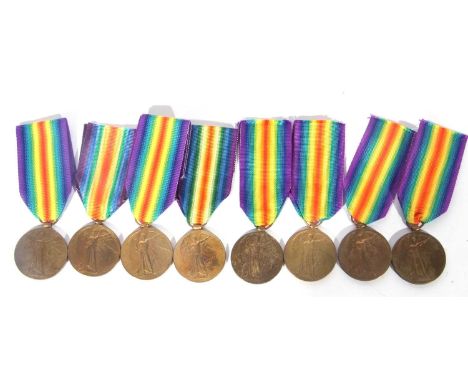 Quantity of 8 WWI victory medals to include: 2083 CPL R Hallam, Notts and Derby Regiment;  35485 PTE GM Webster, Yorkshire LI