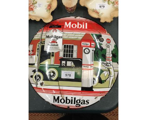 AN ENAMEL MOBILGAS CIRCULAR SIGN DIAMETER 30CM 