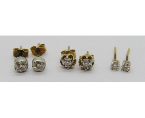 Three pairs of melee diamond solitaire stud earrings; a 0.15ct pair, 0.10ct pair and 0.05ct pair (approx, each), 2.8g total