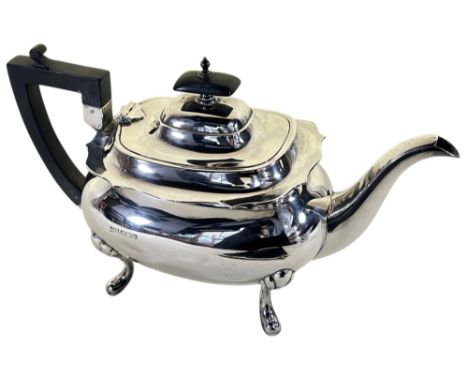 A Georgian style silver teapot, Sheffield 1930, maker Walker &amp; Hall, 22oz