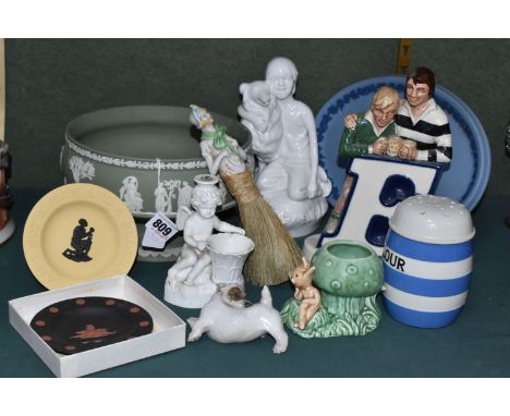 A GROUP OF CERAMICS, comprising four pieces of Wedgwood Jasperware: a green pedestal bowl, a partly boxed cane 'Am I Not a Ma