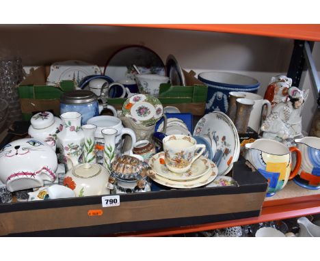 TWO BOXES AND LOOSE CERAMICS, to include a mid-century Holt Howard 'Cozy Kitten' string and scissor holder, a Royal Doulton B