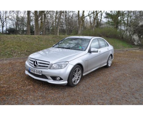 A 2009 MERCEDES C220 BLUEF-CY SPORT CDi A FOUR DOOR SALOON CAR IN SILVER with a 2143cc diesel engine, automatic gearbox, full