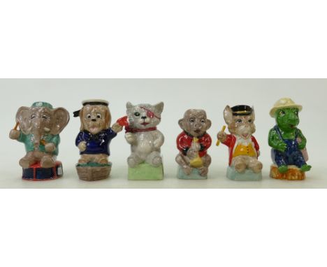 Kevin Francis Small Toby Jugs: Mini Cat, Elephant, Monkey, Dog, Rabbit &amp; Alligator(6) 