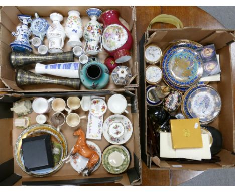 A mixed collection of items to include: Royal Worcester Egyptian theme limited edition plates, decorative vases, plates &amp;