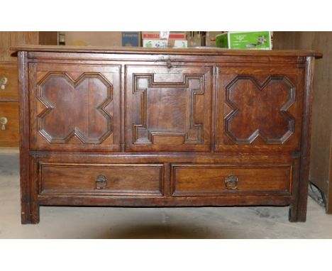 Oak 18th century 3 panel Mule Chest: 118 l x 67 h x 51cm wide