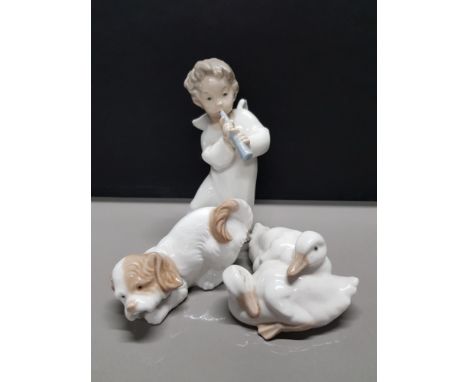 LLADRO FIGURE 4540 ANGEL PLAYING FLUTE AND 2 NAO BY LLADRO ANIMAL ORNAMENTS DOG AND DUCKS