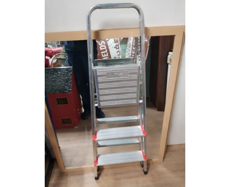 A SET OF TITAN STEP LADDERS