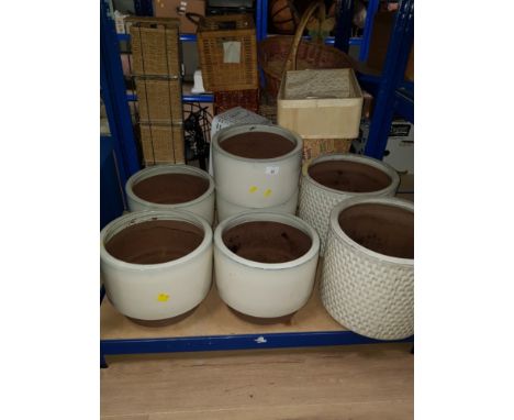 6 CERAMIC PLANTERS