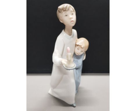 LLADRO FIGURE 4874 BOY WITH CANDLE