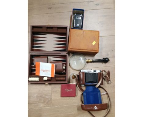 A LOT INC VINTAGE YUIGLIANDER VITO II CAMERA IN ORIGINAL CASE BACKGAMMON ETC