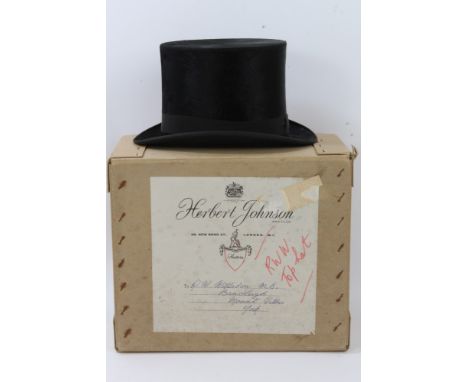 Gentlemen's 'Extra Quality' black top hat in Herbert Johnson hat box, British Army pith helmet size 7¼, made in India, with p