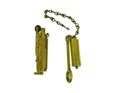 A WWI First World War British Rifle Bore viewer with the&nbsp;fold out brass handled stamped at the hinge LW 1917 together wi