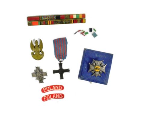 A collection of WWII Second World War Polish Army badges and medals comprising; 5th Kresowa Infantry Division (boxed), Monte 