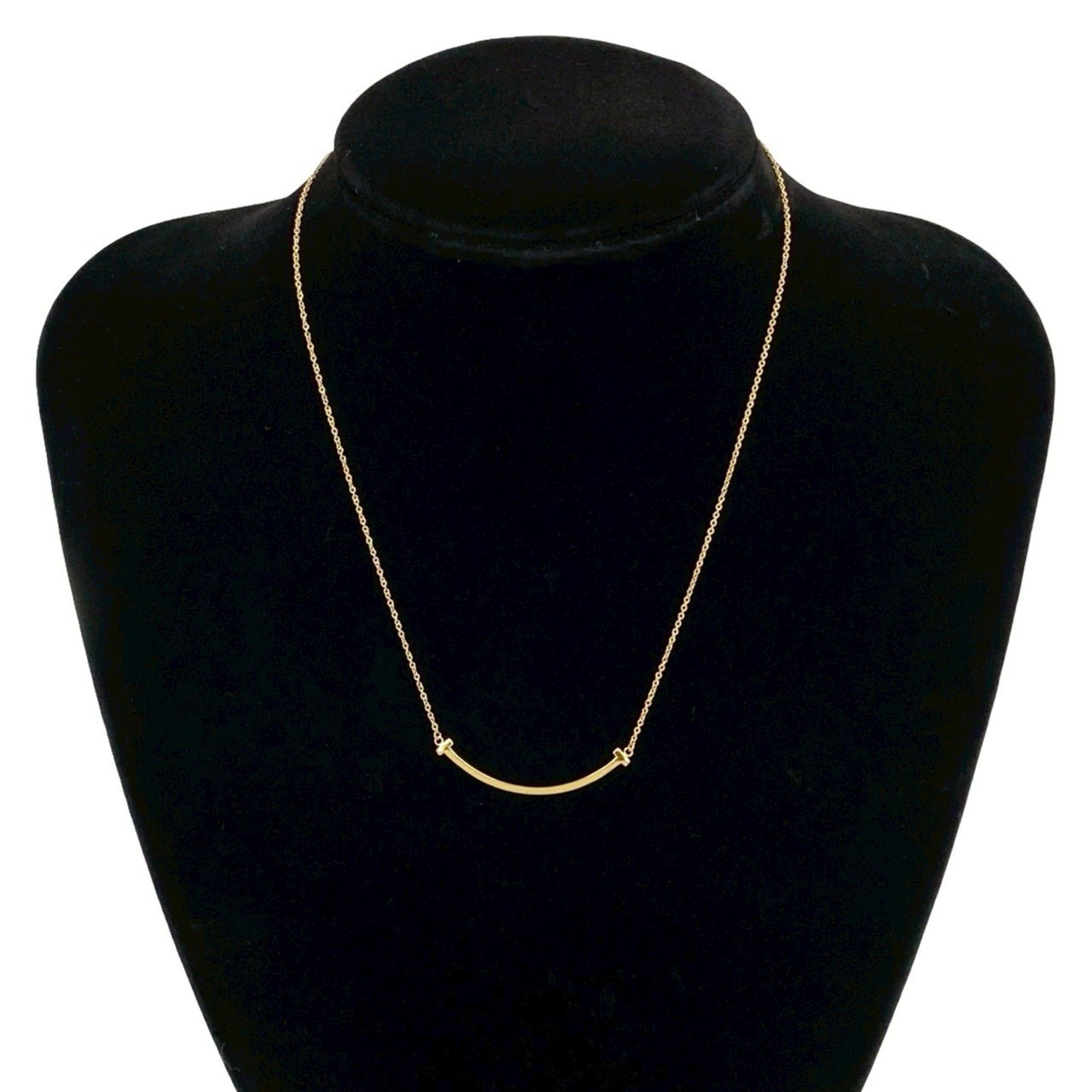 TIFFANY & Co. Tiffany T Smile Necklace, 18K Gold Pendant Choker, Gold, 30-10
