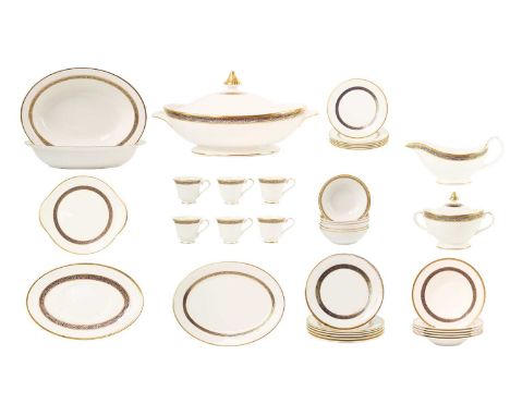 A Royal Doulton porcelain Harlow pattern part service. Comprising: A vegetable tureen and cover, an oval platter, two oval di