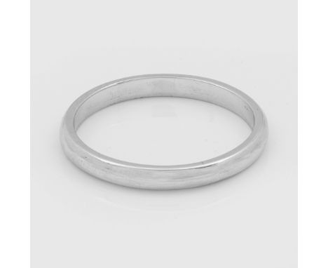 Feiner BandringWeißgold, gest. 18 ct.; Gew. ca. 2,39 g.Ring in 18 k white gold.