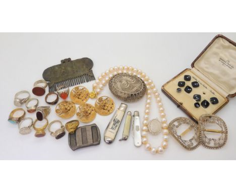 A collection of 'Of the antique style' rings and a comb, together with a white metal filigree box , oriental buttons , a boxe
