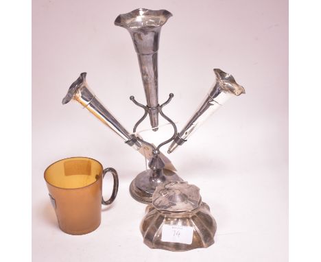 A silver epergne, by William Neale, Birmingham 1908, with three detachable vases; a silver inkwell; and a 19th Century horn c